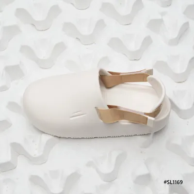 Cozy Core Men’s Slippers